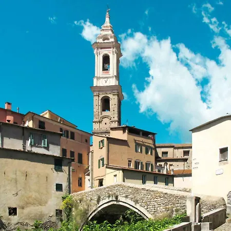 Locazione Turistica Casa Davide Дом отдыха *